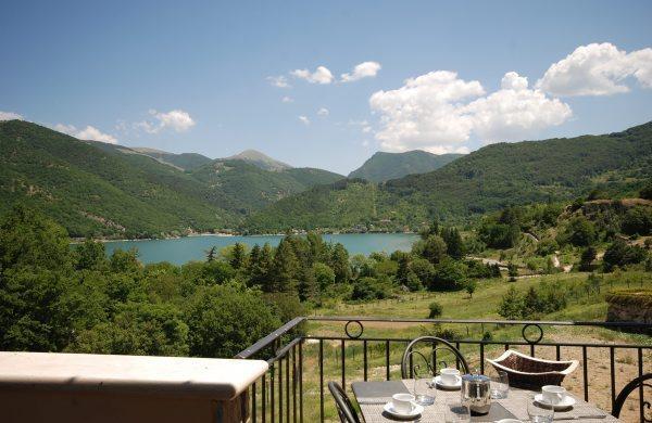 Tassido Coda Resort Scanno Oda fotoğraf